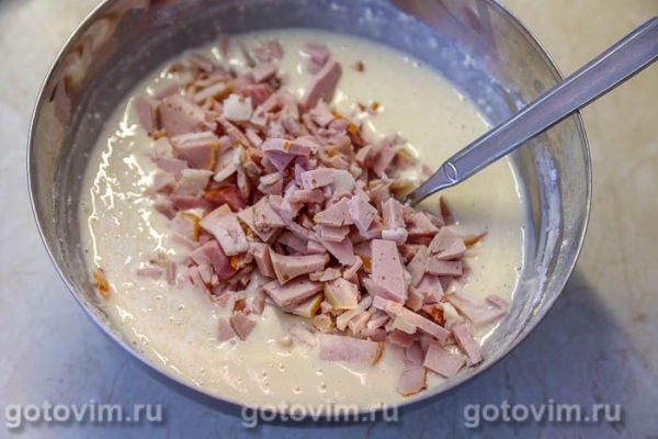 Маффины на молоке с колбасой Маффины на молоке с колбасой