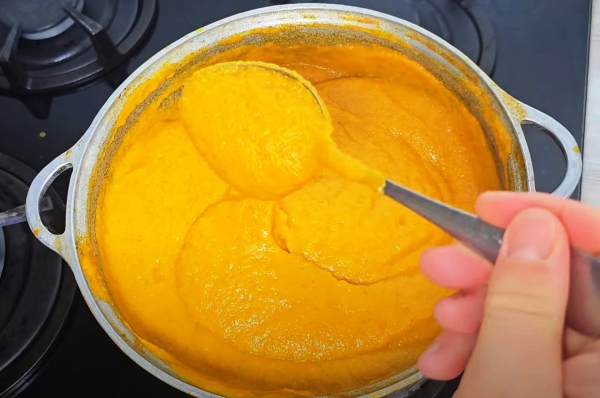 Густая кабачковая икра на зиму. Проверенный вкусный рецепт: её обожают все, кто пробовал Густая кабачковая икра на зиму. Проверенный вкусный рецепт: её обожают все, кто пробовал