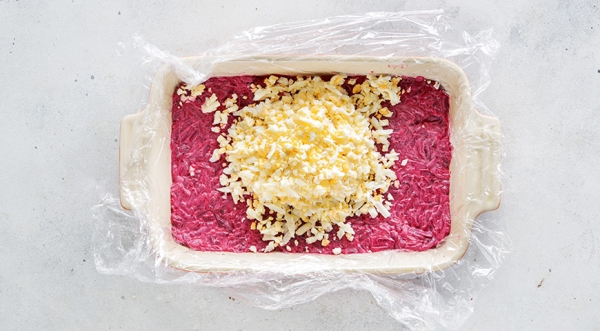 Селедка под шубой с икрой минтая, пошаговый рецепт с фото на 284 ккал Селедка под шубой с икрой минтая, пошаговый рецепт с фото на 284 ккал