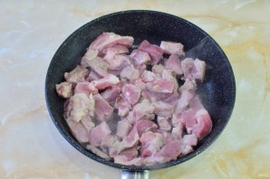 Фрикасе из свинины с грибами Фрикасе из свинины с грибами