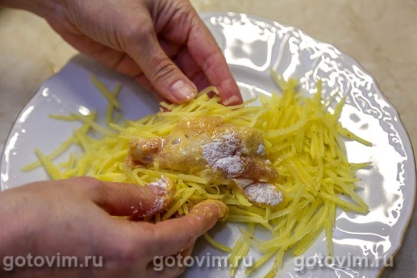 Куриные крылышки в картофельной панировке Куриные крылышки в картофельной панировке
