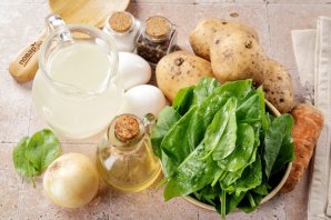 Суп со щавелем и яйцом Суп со щавелем и яйцом