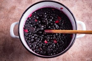 Варенье из черноплодки Варенье из черноплодки
