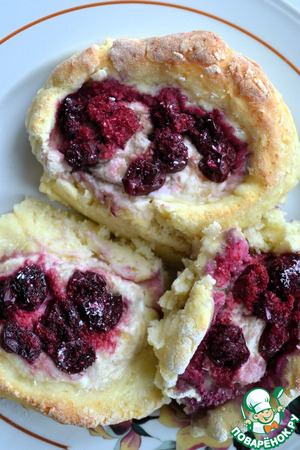 Ватрушки с вишней