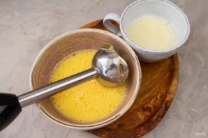 Куриные грудки со спаржей под голландским соусом Куриные грудки со спаржей под голландским соусом