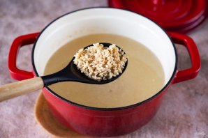 Уха с перловкой