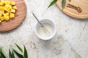 Кисло-сладкий соус с ананасами китайский Кисло-сладкий соус с ананасами китайский