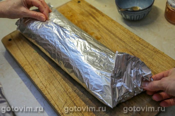 Грудинка закусочная, запеченная в луковой шелухе 