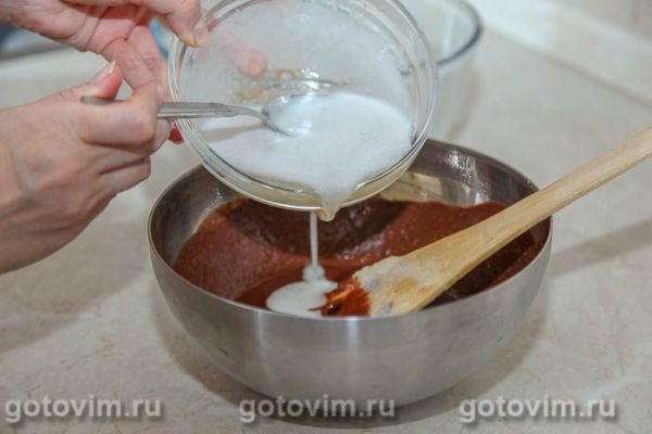 Двухцветный баварский крем с голубикой Двухцветный баварский крем с голубикой