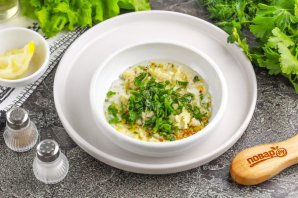 Цыпленок табака на сковороде под прессом классический Цыпленок табака на сковороде под прессом классический