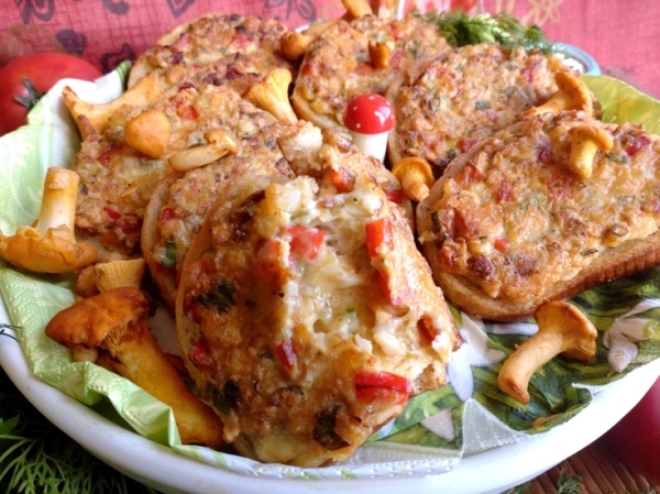 Бутерброды горячие с грибами Бутерброды горячие с грибами