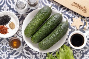 Закуска из огурца «Змейка» Закуска из огурца «Змейка»