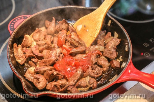 Бигус из квашеной капусты с сердечками индейки