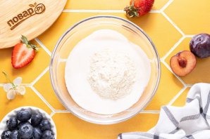 Замороженный йогурт с ягодами