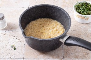 Каша из киноа и булгура Каша из киноа и булгура