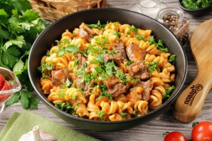 Паста с говядиной в томатном соусе Паста с говядиной в томатном соусе