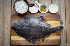 Камбала в муке на сковороде Камбала в муке на сковороде