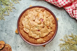 Пряный пирог с ревенем Пряный пирог с ревенем