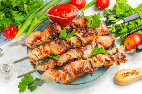Шашлык из свинины в луковом маринаде Шашлык из свинины в луковом маринаде