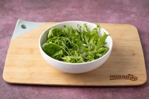 Салат с виноградом и авокадо Салат с виноградом и авокадо