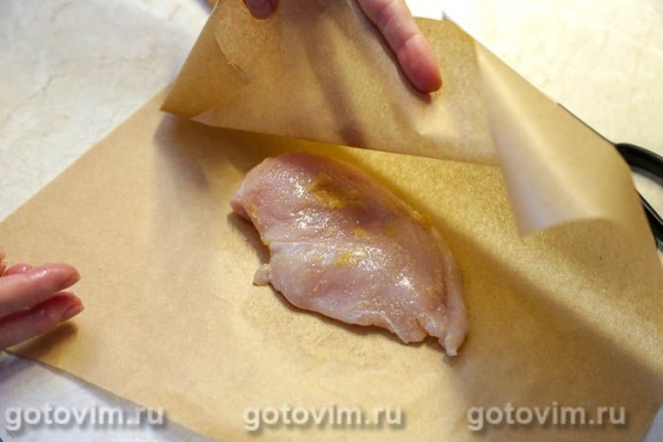 Куриная грудка в конверте из пергамента, запеченная в духовке Куриная грудка в конверте из пергамента, запеченная в духовке