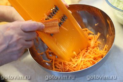 Запеканка из тертых кабачков и картофеля с сыром сулугуни