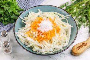 Капуста квашеная с морковью Капуста квашеная с морковью