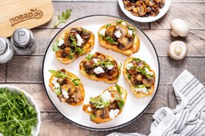 Брускетта с грибами Брускетта с грибами
