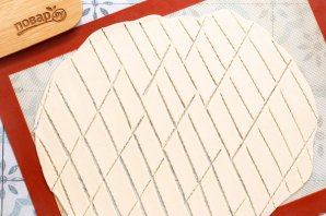 Хворост на воде хрустящий Хворост на воде хрустящий