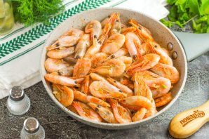 Жареные креветки в соевом соусе в панцире Жареные креветки в соевом соусе в панцире