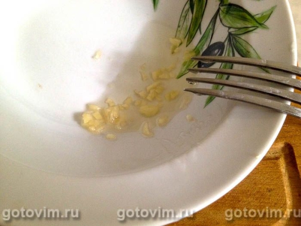 Овощной салат с сыром страчателла