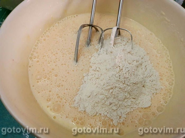 Кексы на йогурте с цукатами
