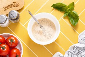 Пицца с помидорами