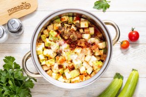 Кабачки в томате на зиму