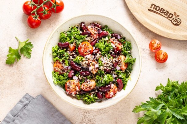 Салат из фасоли с киноа Салат из фасоли с киноа