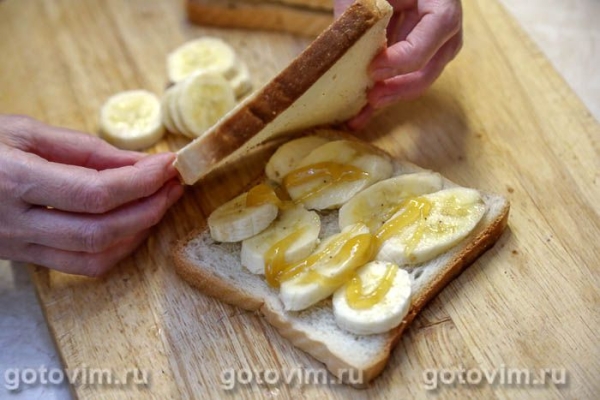 Сэндвич с бананом и мёдом