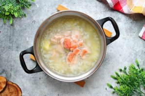 Финский суп из лосося со сливками