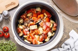 Рагу из баклажанов в мультиварке