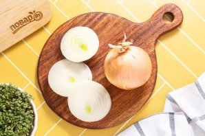 Луковые кольца в аэрогриле Луковые кольца в аэрогриле