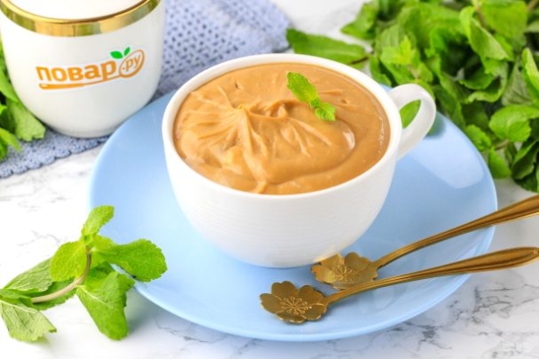 Крем из вареной сгущенки и сметаны Крем из вареной сгущенки и сметаны