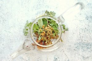 Чай из зверобоя, душицы и мяты Чай из зверобоя, душицы и мяты