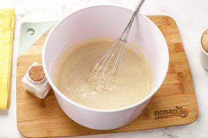 Оладьи на воде с яйцами