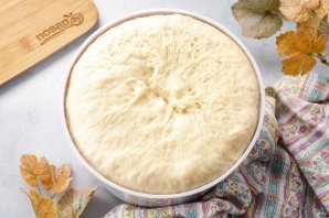 Булочка с посыпкой Булочка с посыпкой