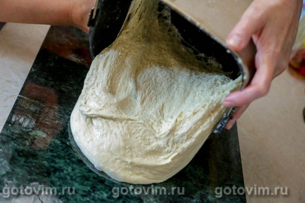 Несладкие пончики с салатом из сыра, яиц и зелени Несладкие пончики с салатом из сыра, яиц и зелени