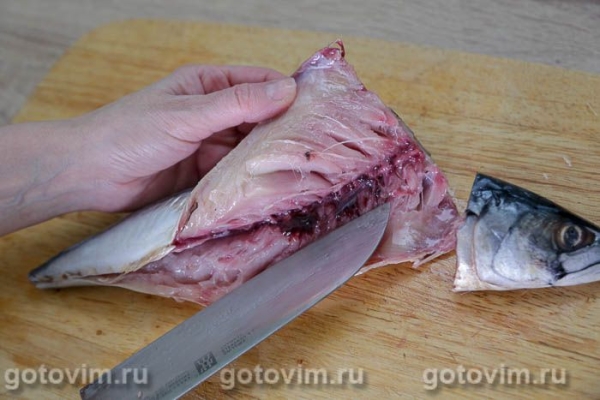 Котлеты из скумбрии с манкой (в мультиварке)