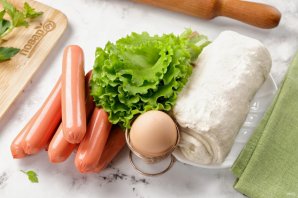 Сосиски в слоеном бездрожжевом тесте в духовке Сосиски в слоеном бездрожжевом тесте в духовке