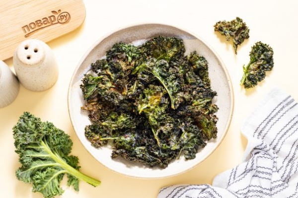 Чипсы из кейла в аэрогриле Чипсы из кейла в аэрогриле