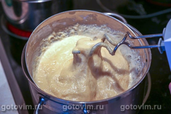 Заварной медовик с заварным кремом