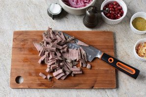 Салат "Тбилиси" с гранатом Салат "Тбилиси" с гранатом