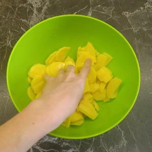 Пирог с курицей и грибами